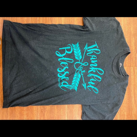Thankful & blessed tee - Picture 1 of 3